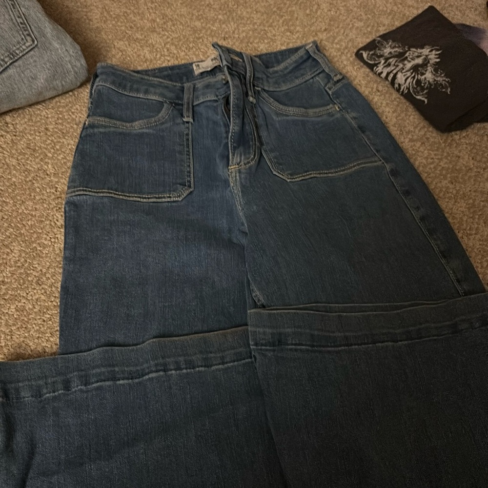 CURVY HIGH RISE VINTAGE FLARE JEANSSS